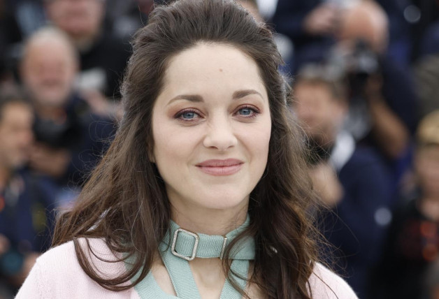 Cannes (France), 21/05/2023.- French actor Marion Cotillard attends the photocall for 'Little Girl Blue' during the 76th annual Cannes Film Festival, in Cannes, France, 21 May 2023. The festival runs from 16 to 27 May. (Cine, Francia) EFE/EPA/SEBASTIEN NOGIER