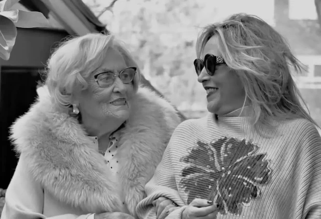Lydia Lozano con su madre