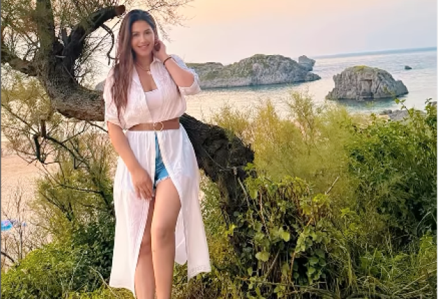 Gabriela Guillén, de vacaciones con su hijo David en Cantabria