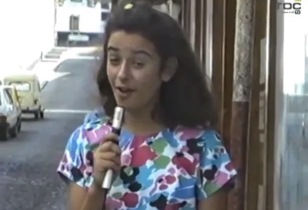 Toñi Moreno como reportera a los 15 años