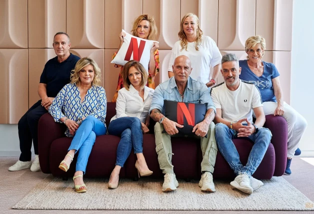 posado protagonistas salvese quien pueda reality netflix salvame