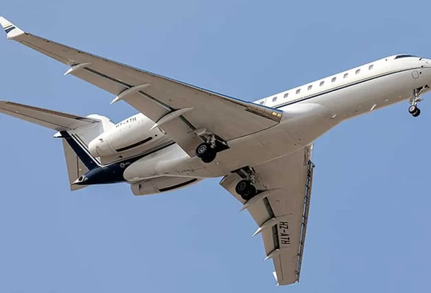 El jet Bombardier Global 6000, que usó Juan Carlos I, en pleno vuelo. Foto: lunajets.com