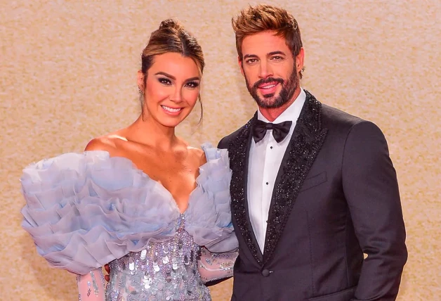 Elizabeth Gutiérrez y William Levy en una imagen de phococall