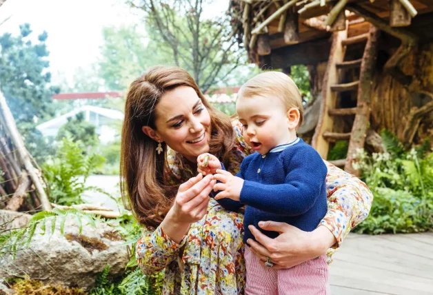 Kate con Louis de bebé.