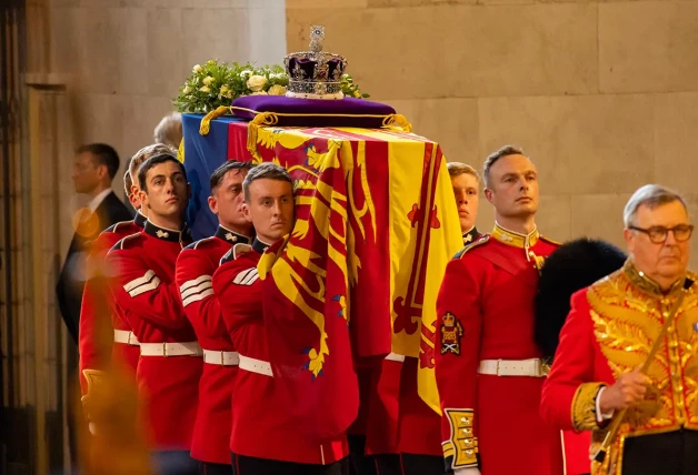 Isabel II entierro