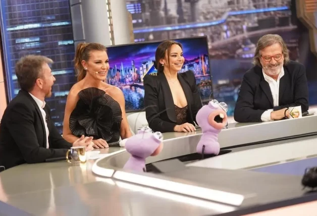 Mar Flores  en 'El hormiguero' presentando la nueva temporada de 'El desafío' con Chenoa y Pepe Navarro