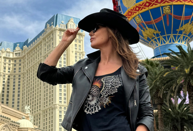 Mar Flores, en Las Vegas con un sombrero vaquero.