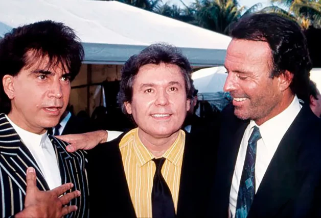 El Puma, Raphael y Julio Iglesias.