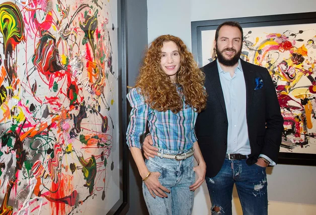 Blanca y Borja Thyssen rodeados de obras de arte moderno.