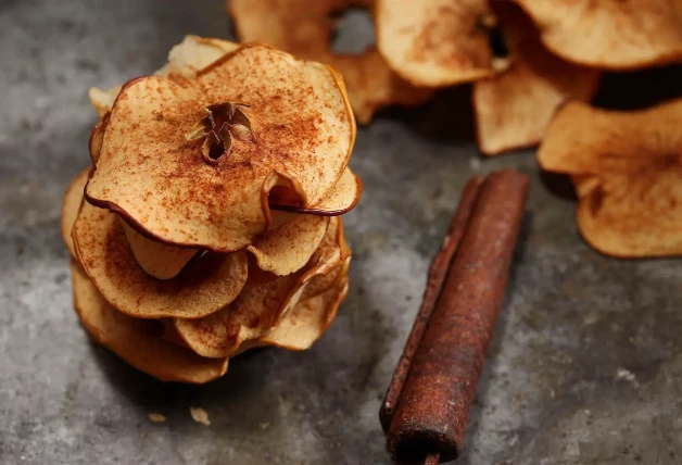 Chips de manzana al horno