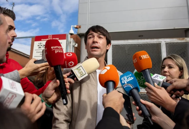 El actor Juan José Ballesta que presta declaración en los Juzgados de Parla (Madrid)