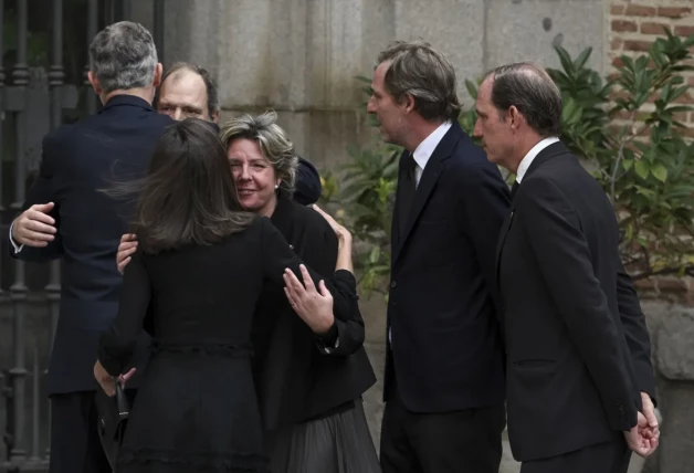 Letizia saludando en funeral