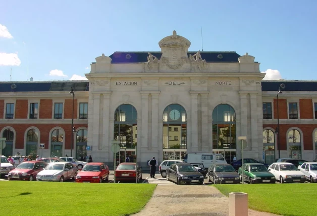 a estación de trenes Campo Gran- de