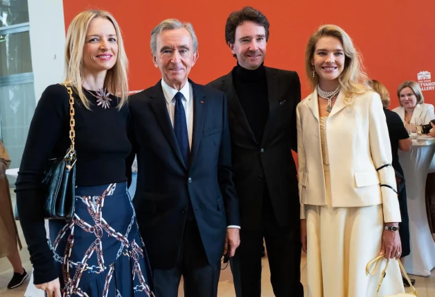 Bernard Arnault con familia