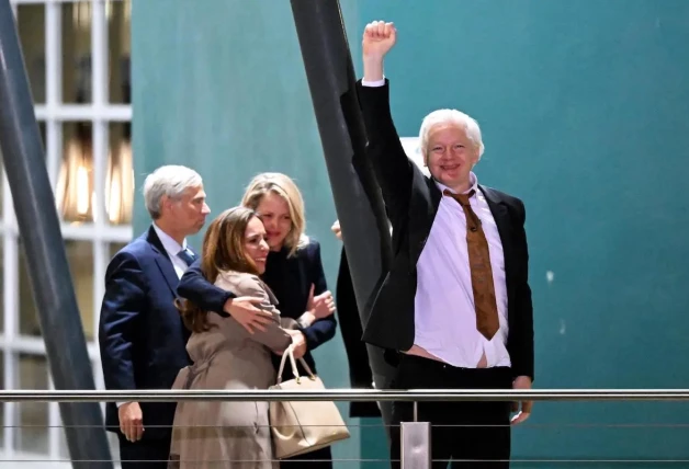Julián Assange Libre4