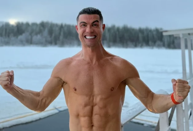 Cristiano Ronaldo desnudo en Laponia.