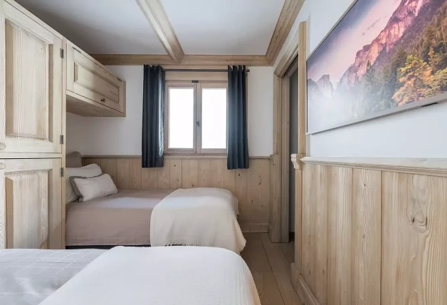 Habitaciones de la casa de los Alpes suizos donde Georgina Rodríguez se alojó con sus hijos