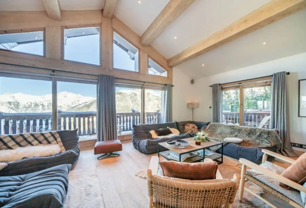 Habitaciones de la casa de los Alpes suizos donde Georgina Rodríguez se alojó con sus hijos