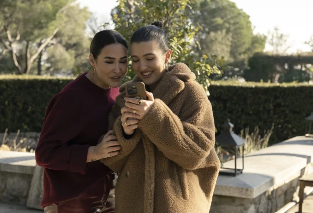 Vicky Martín Berrocal con su hija, Alba Díaz