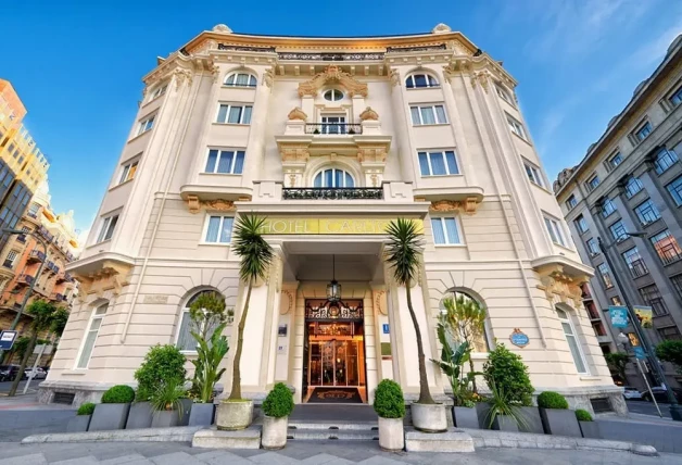 hotel sara 2