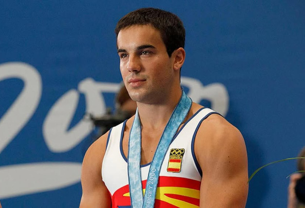 oscar casas cambio fisico