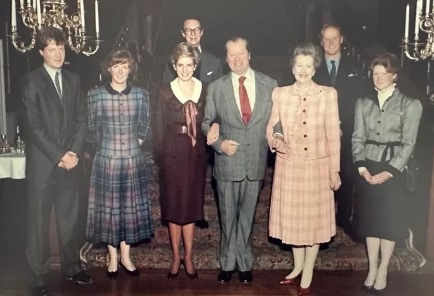 Diana y Charles con su familia