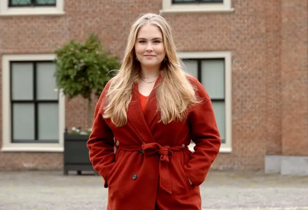 Amalia de Holanda portada