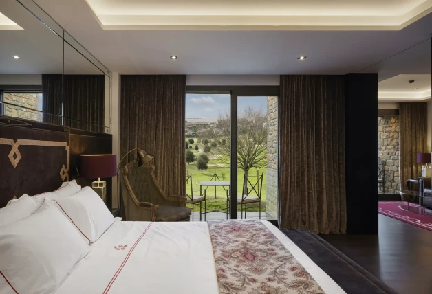 hotel reyes