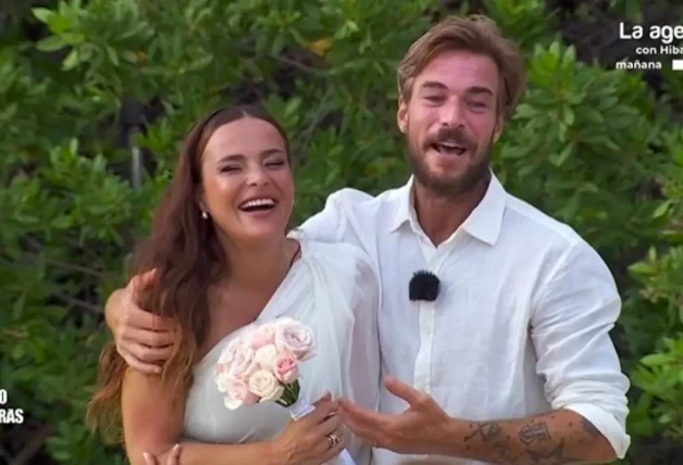 Marta Peñate y Tony Spina en su boda en Honduras, 'Supervivientes All Stars'.