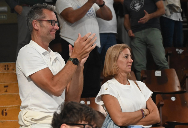 Iñaki Urdangarin con Ainhoa Armentia en el balonmano.