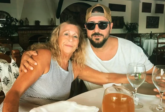 Antonio Orozco y su madre.
