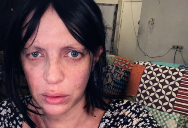 Sheila Devil vuelve a mostrar el terrible estado de la casa que heredó de Camilo Sesto