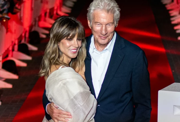 Alejandra Silva y Richard Gere en una imagen de photocall