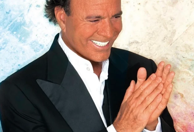 Julio Iglesias. Redes sociales