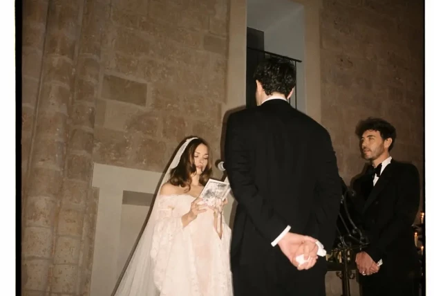 Strella del Carmen comparte fotos boda