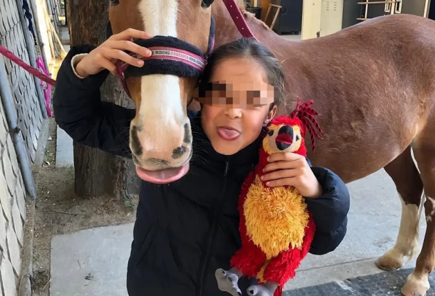 Hija de Luis Enrique homenaje a su hermana Xana