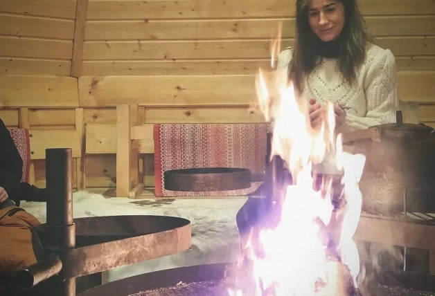 Isabel Jiménez: las mejores imágenes de la presentadora en Laponia con sus hijos