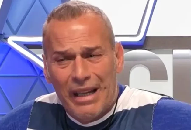 868b5cd9ff6e-rt copia