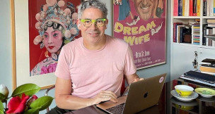 Así es el piso de Boris Izaguirre: muy chic y lleno de color