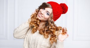 Sigue estos trucos tan útiles para proteger tu cabello del frío y darle un brillo extra.