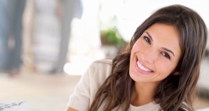 Si queremos mejorar nuestra sonrisa, lo mejor es que consultemos con nuestro odontólogo de confianza.