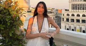 Claudia Revuelta en una imagen de redes con un vestido blanco