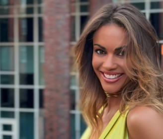 Lara Álvarez profesora