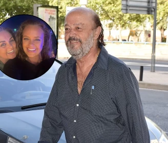 Miguel Morales en una imagen de EP en un montaje con sus sobrinas Carmen y Shaila Dúrcal