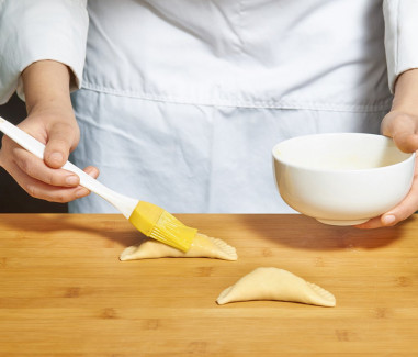 receta-empanadillas-de-pimientos-y-queso-de-cabra-paso-4