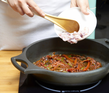 arroz-con-langostinos-mejillones-y-calamar-paso-2