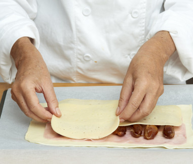 empanada-de-da-tiles-con-jamo-n-y-queso-paso-3