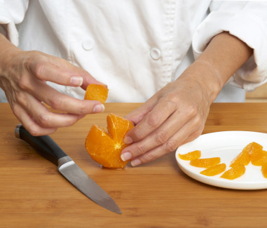 ensalada-de-mandarina-aguacate-y-queso-fresco-paso-2