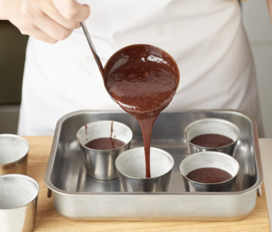 coulant-de-chocolate-con-salsa-de-vainilla-paso-7