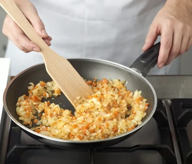 Salchichas con guisantes-Paso 4